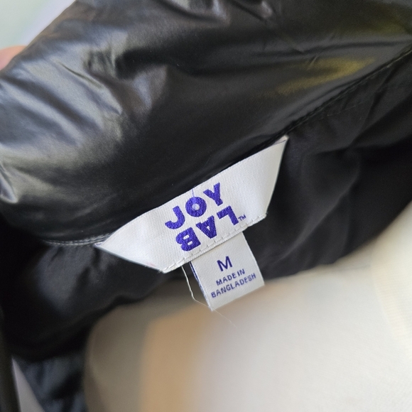 Joylab | Medium | Black Quilted Puffer Vest - Picture 9 of 9